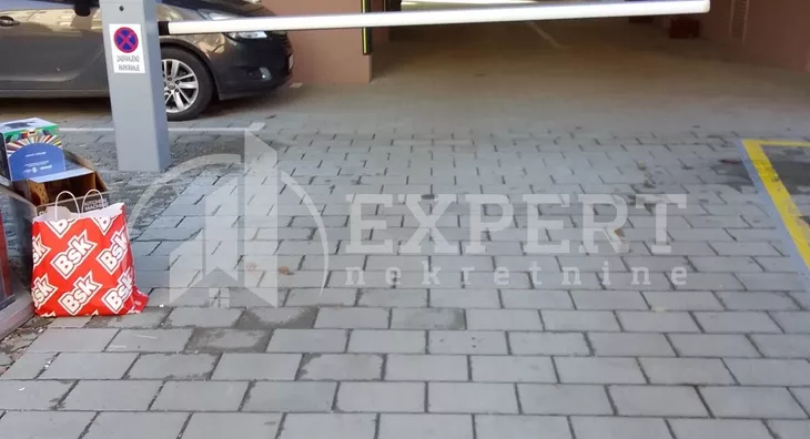 Garaža | 4zida