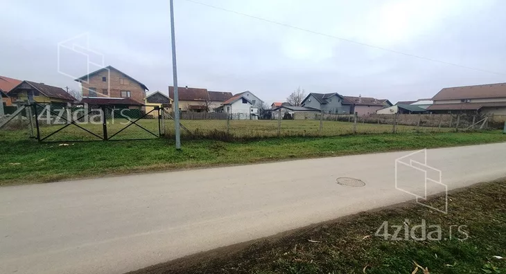 Građevinsko zemljište | 4zida