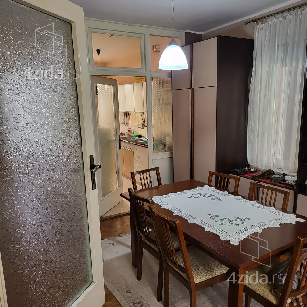 3-etažna kuća | 4zida