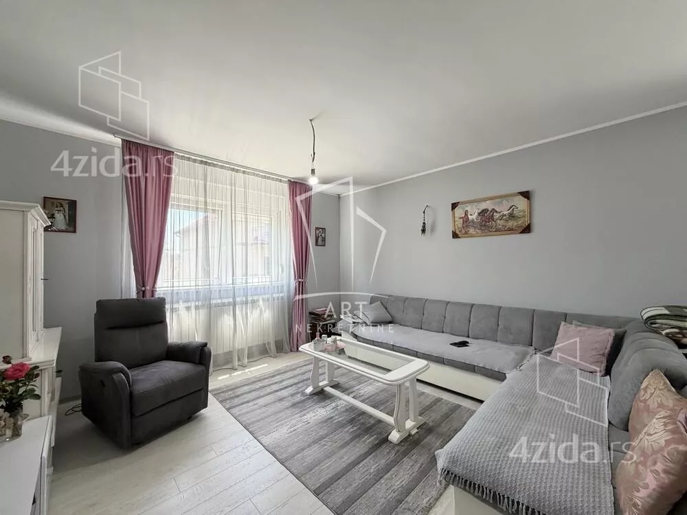 3-etažna kuća | 4zida