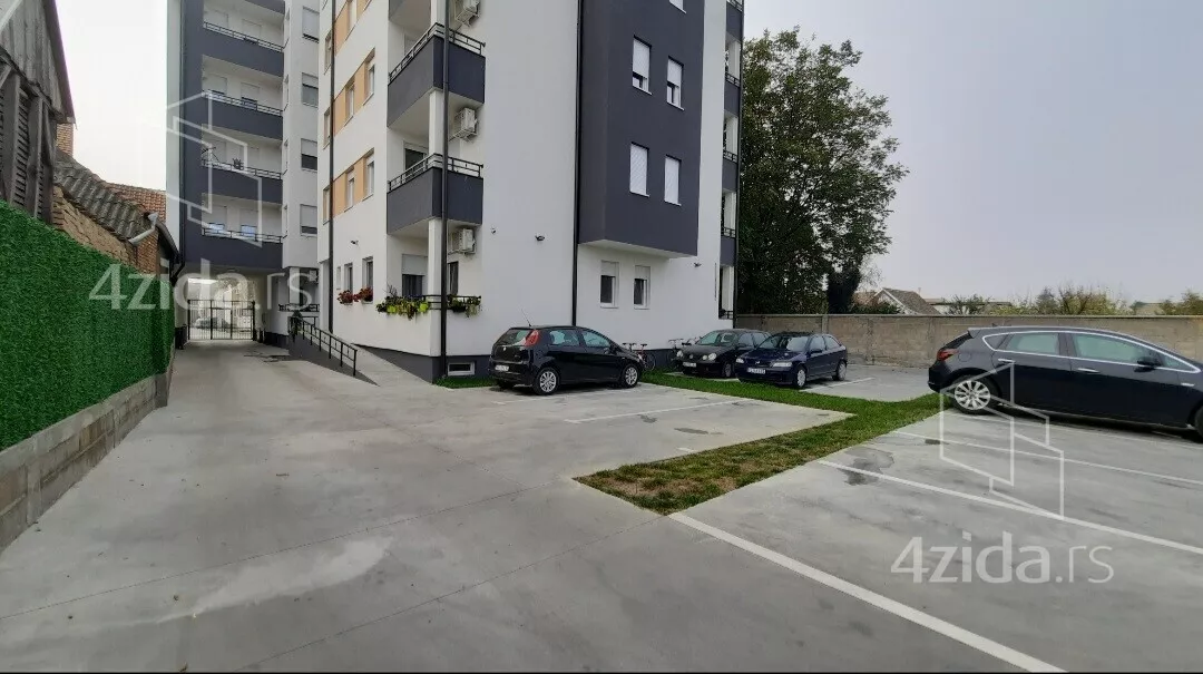 Garaža | 4zida