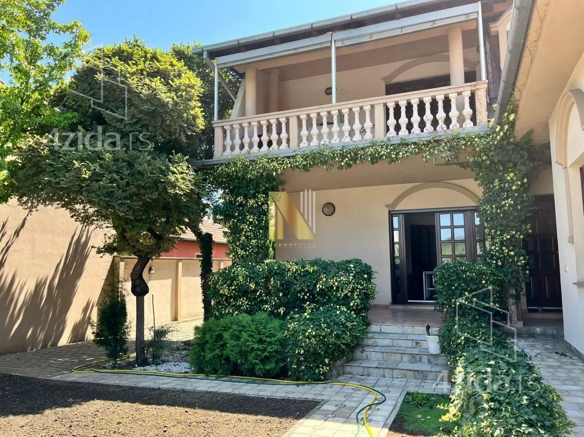 Kuća | 4zida