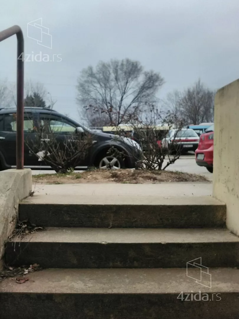 Garsonjera | 4zida