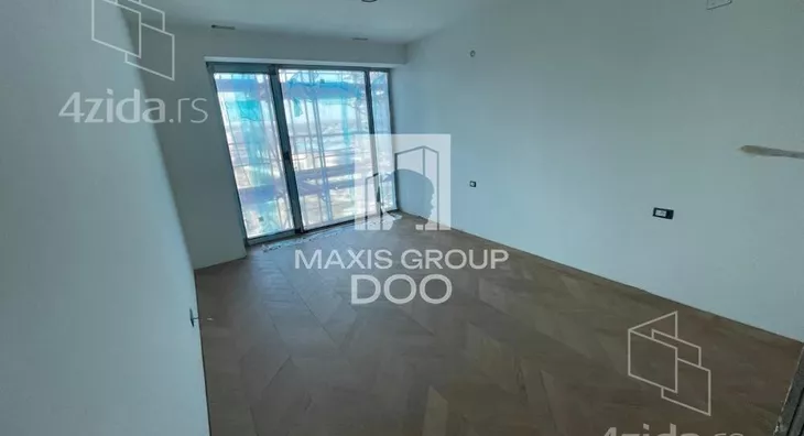 Četvoroiposoban stan | 4zida