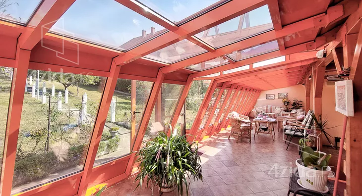 5-etažna kuća | 4zida