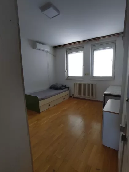 Braće Ribnikar | 4zida.rs