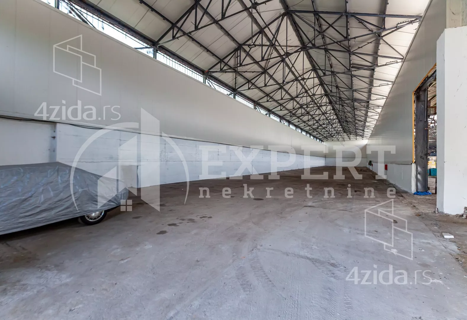 Lokal | 4zida
