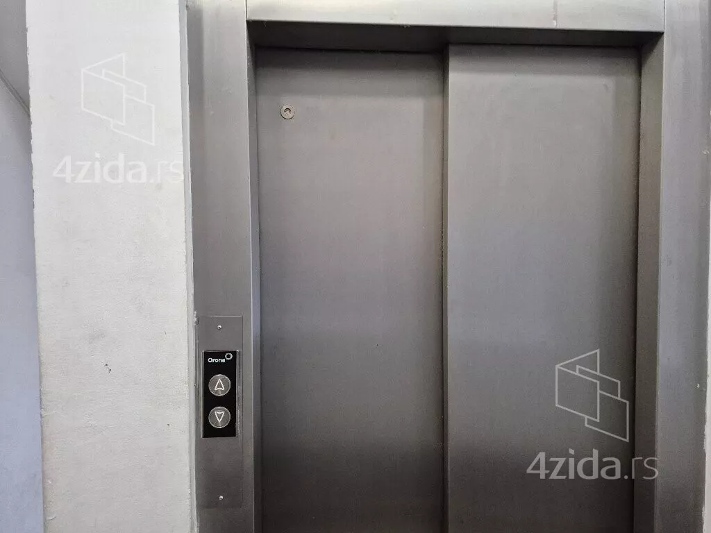 Turistički objekat | 4zida