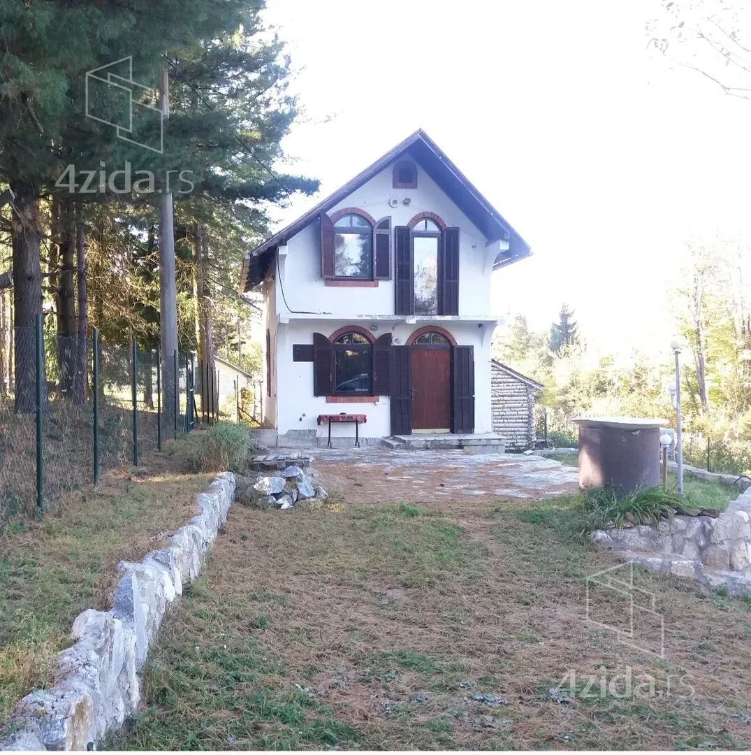 3-etažna kuća | 4zida