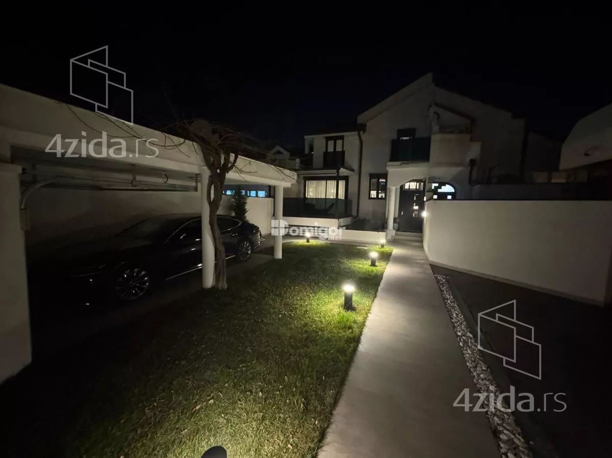 Kuća | 4zida