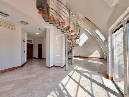 Hadži Prodanova | 4zida.rs