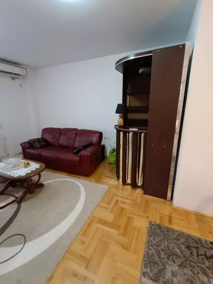 Romanijska | 4zida.rs
