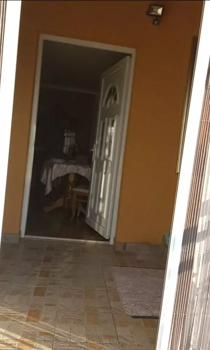 Niška | 4zida.rs