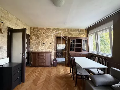 Zvečanska | 4zida.rs