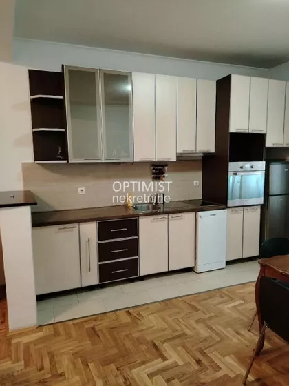 Mitropolita Stratimirovića | 4zida.rs