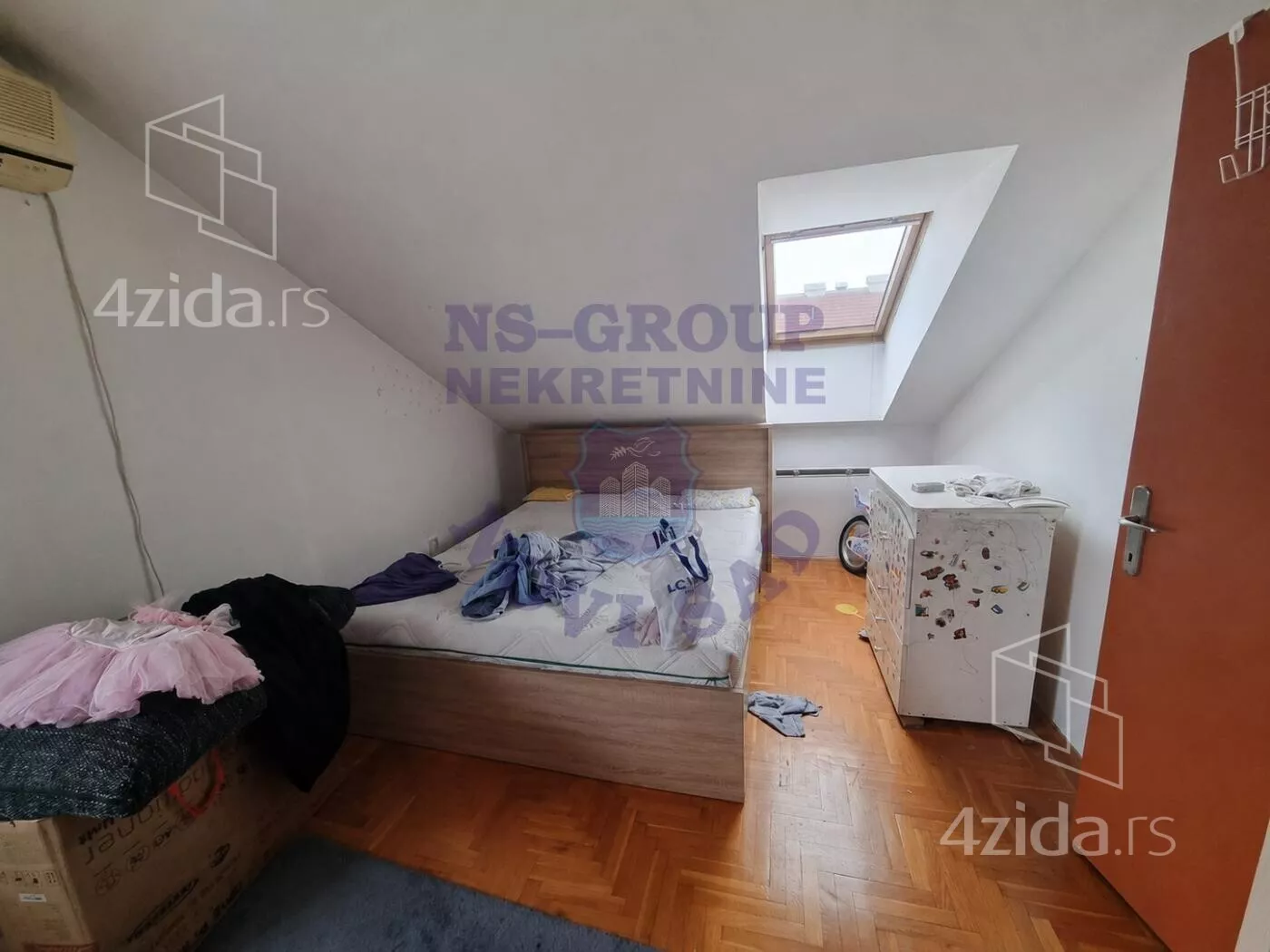 Šestosoban stan | 4zida