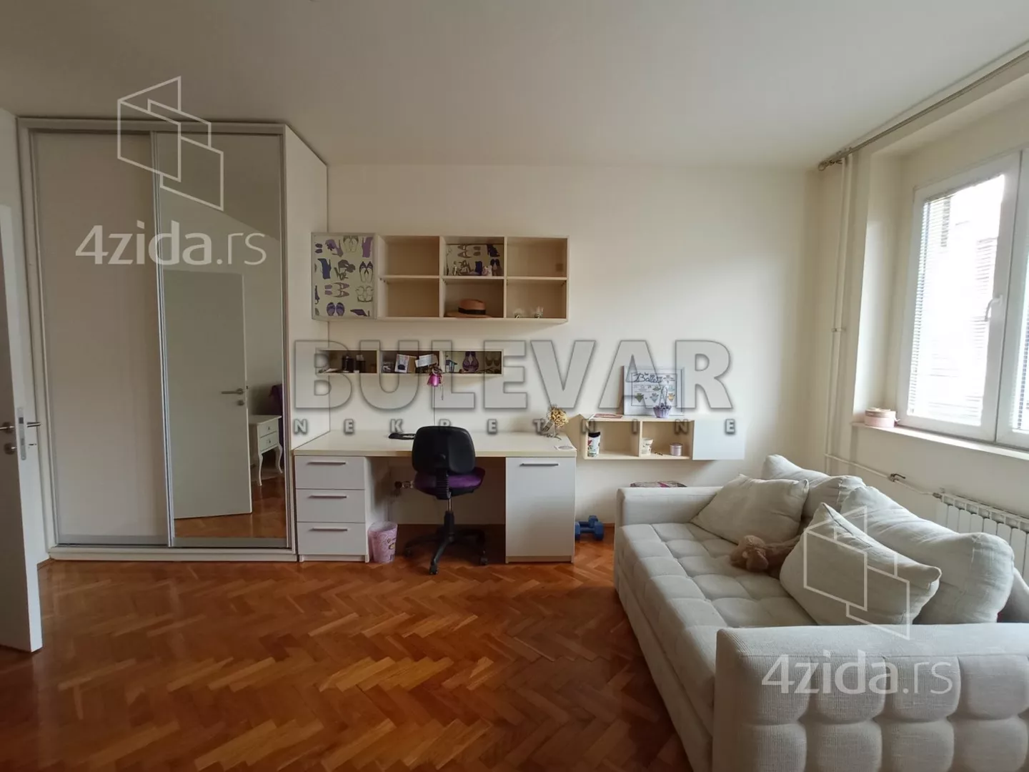 Troiposoban stan | 4zida