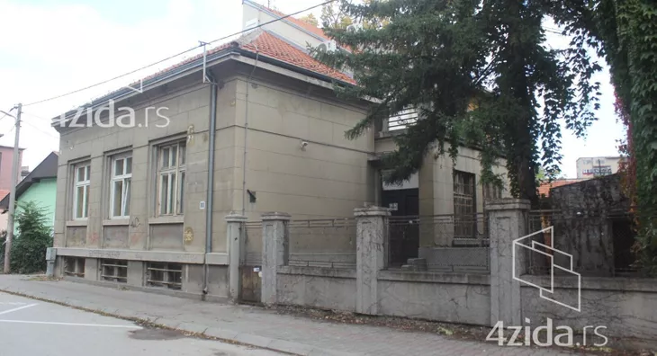 4-etažna kuća | 4zida