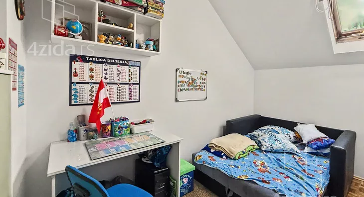 Dvoiposoban stan | 4zida