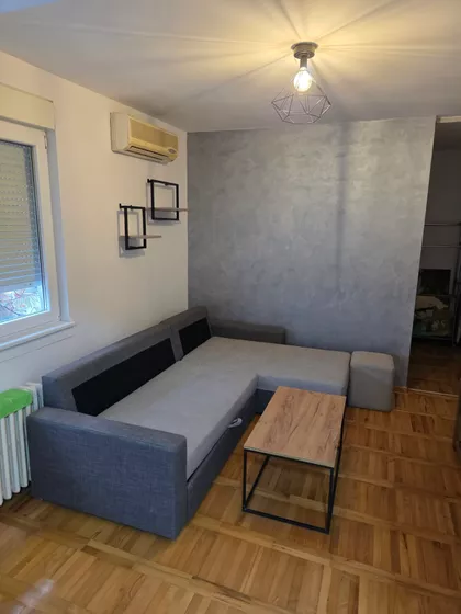 Dimitrija Koturovića 23 | 4zida.rs