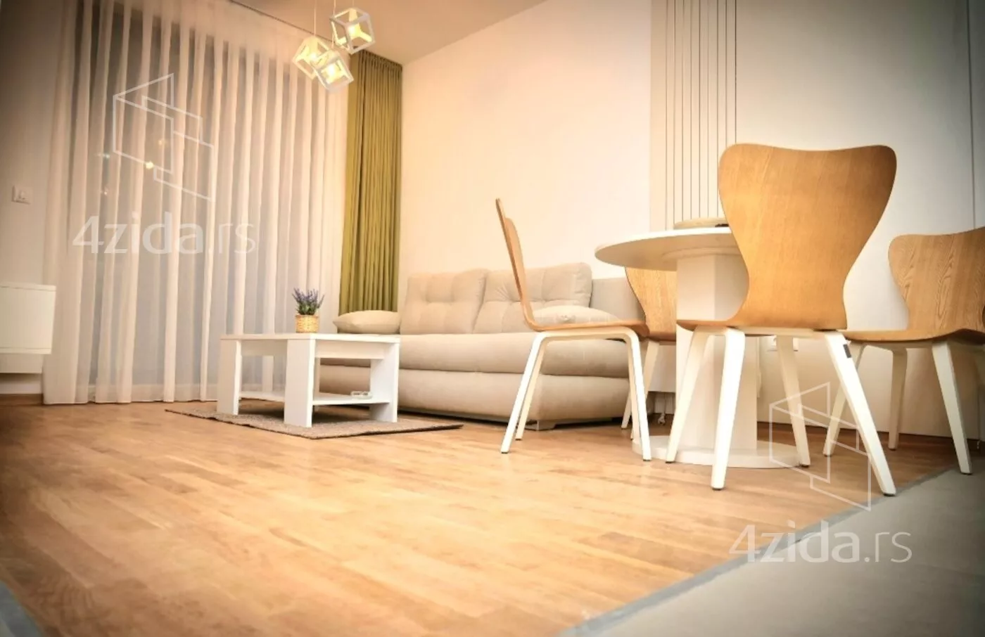 Jednoiposoban stan | 4zida