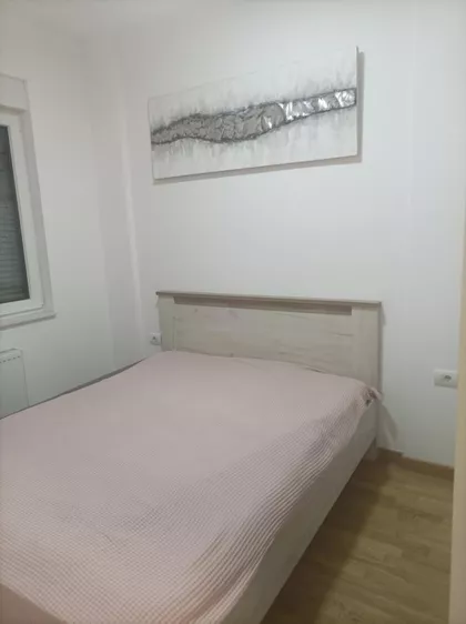 Sremska Kamenica | 4zida.rs