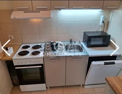 Madridska | 4zida.rs