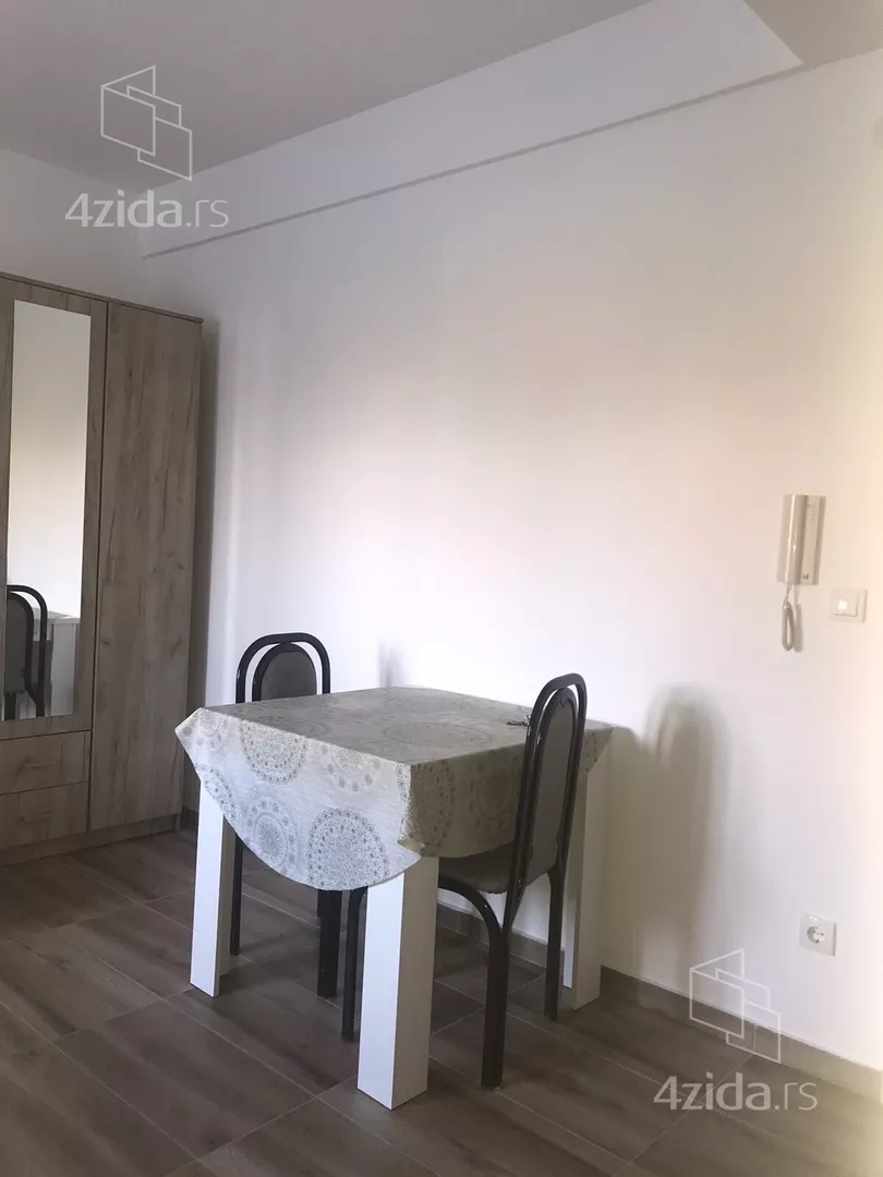 Garsonjera | 4zida