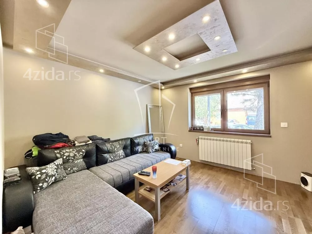 3-etažna kuća | 4zida