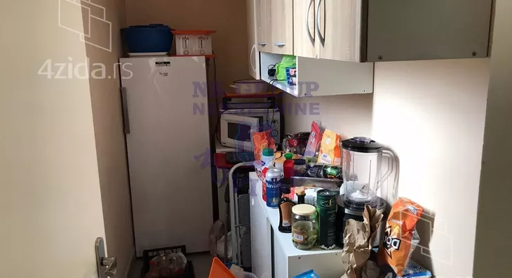 Četvoroiposoban stan | 4zida