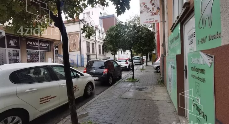 Poslovni prostor | 4zida