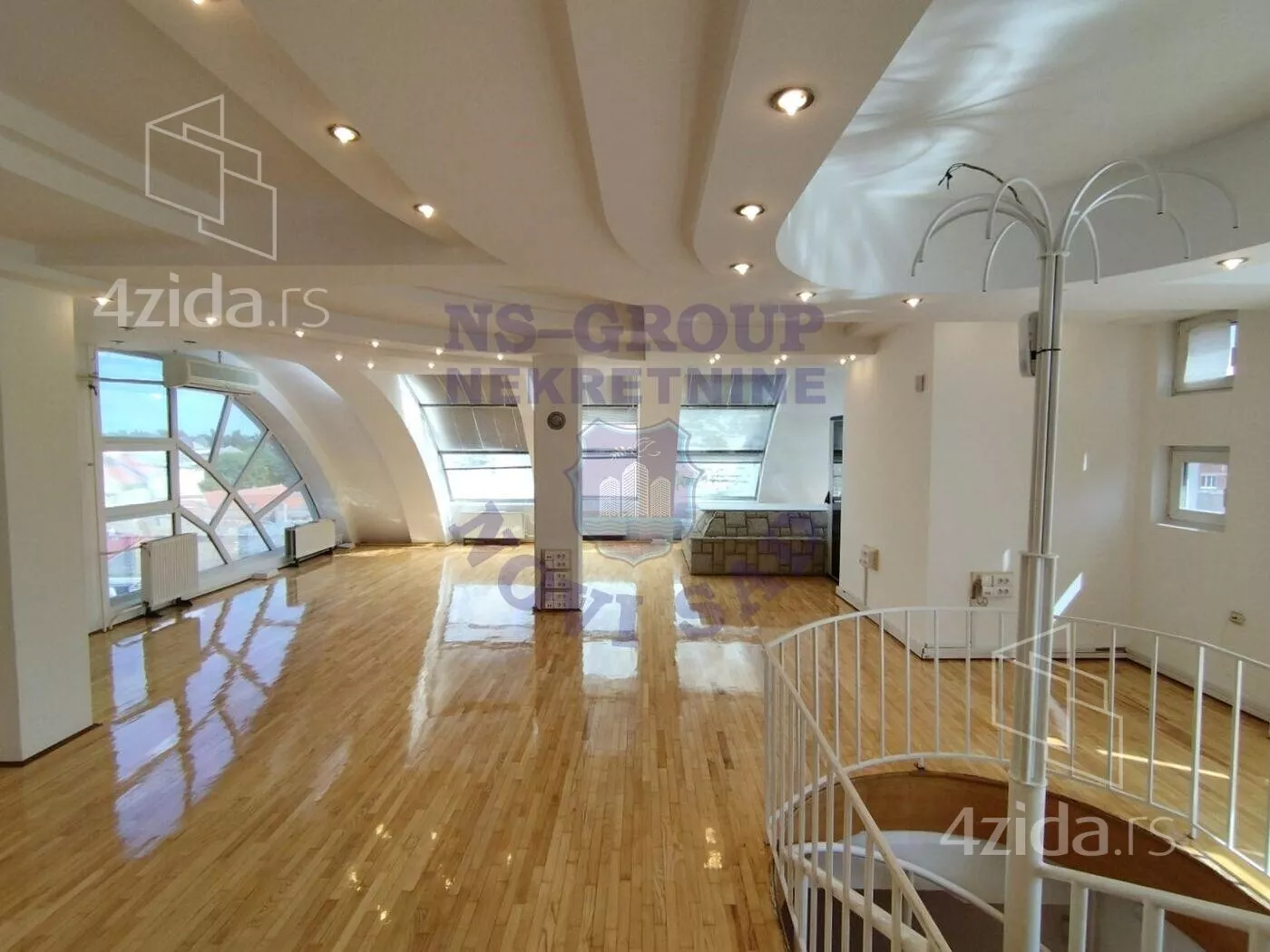 Šestosoban stan | 4zida