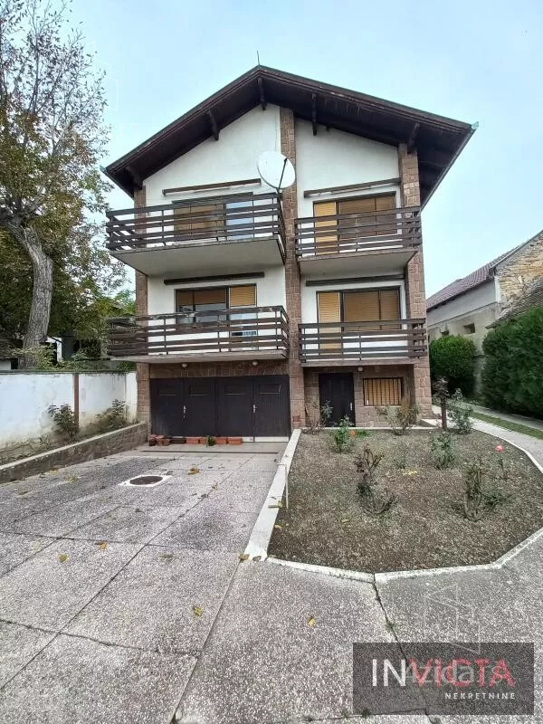 Kuća | 4zida