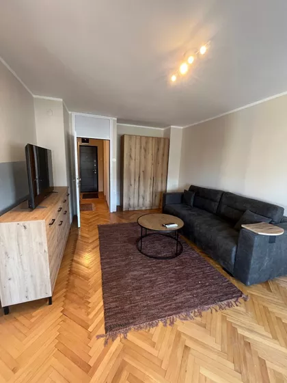 Trg Kralja Aleksandra Ujedinitelja | 4zida.rs