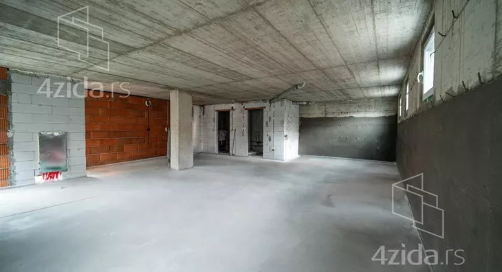 Poslovni prostor | 4zida