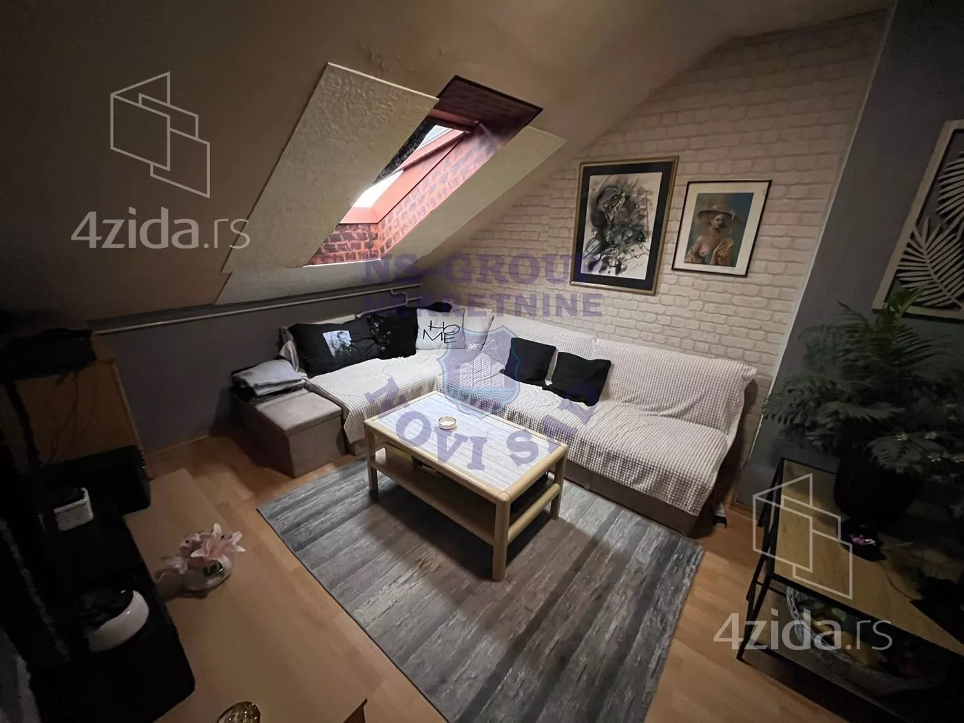 Jednoiposoban stan | 4zida