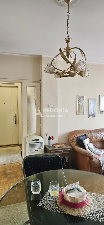 Studentska | 4zida.rs