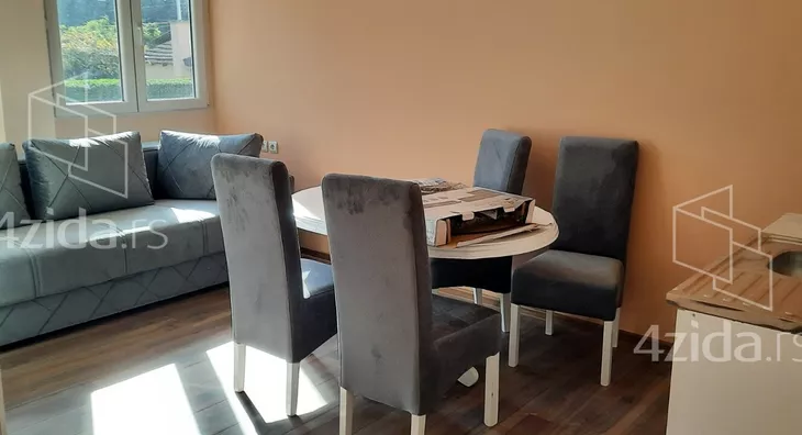 4-etažna kuća | 4zida