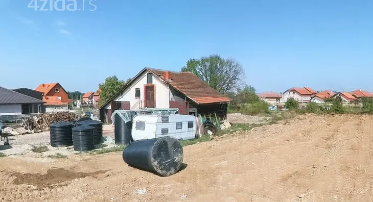 Građevinsko zemljište | 4zida