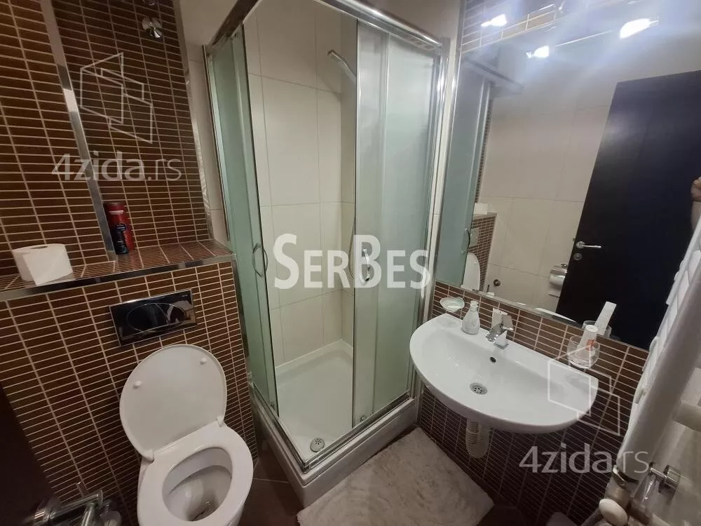 Kancelarija | 4zida