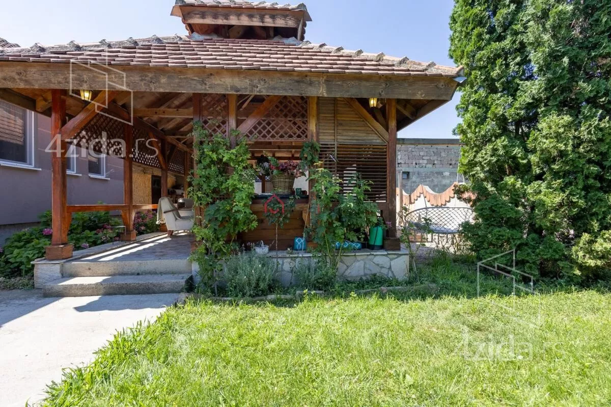 Kuća | 4zida