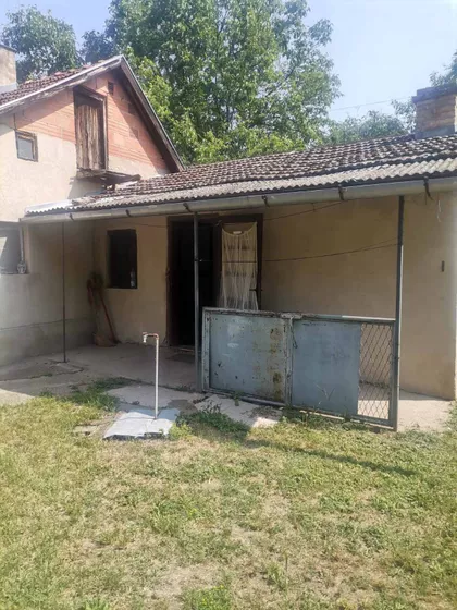 Peti Kvart | 4zida.rs