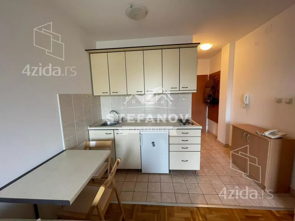 Garsonjera | 4zida