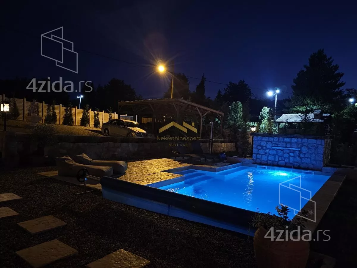 Kuća | 4zida