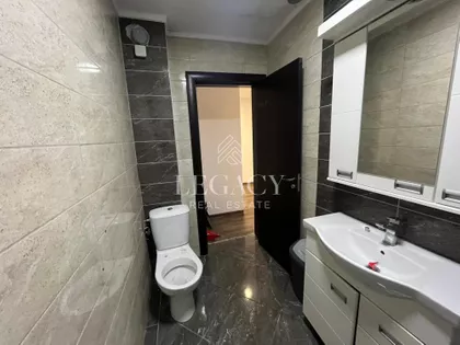 Đuke Dinić | 4zida.rs