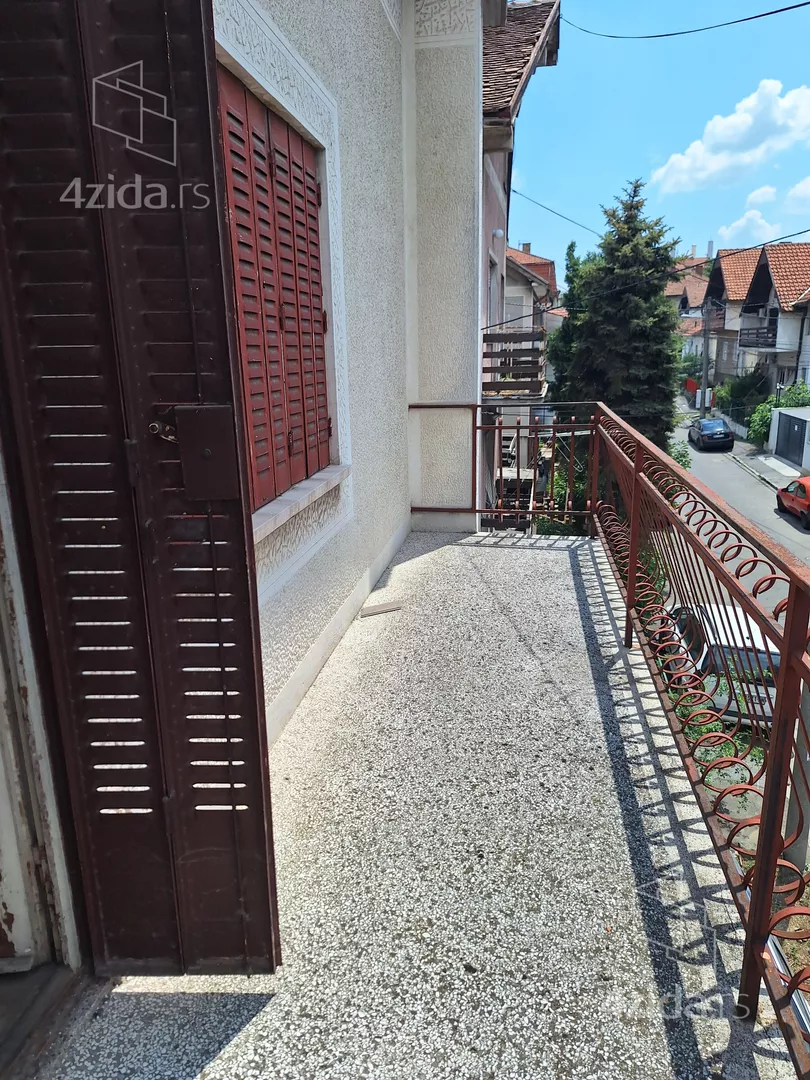 3-etažna kuća | 4zida