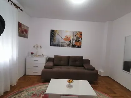 Aranj Janoša | 4zida.rs