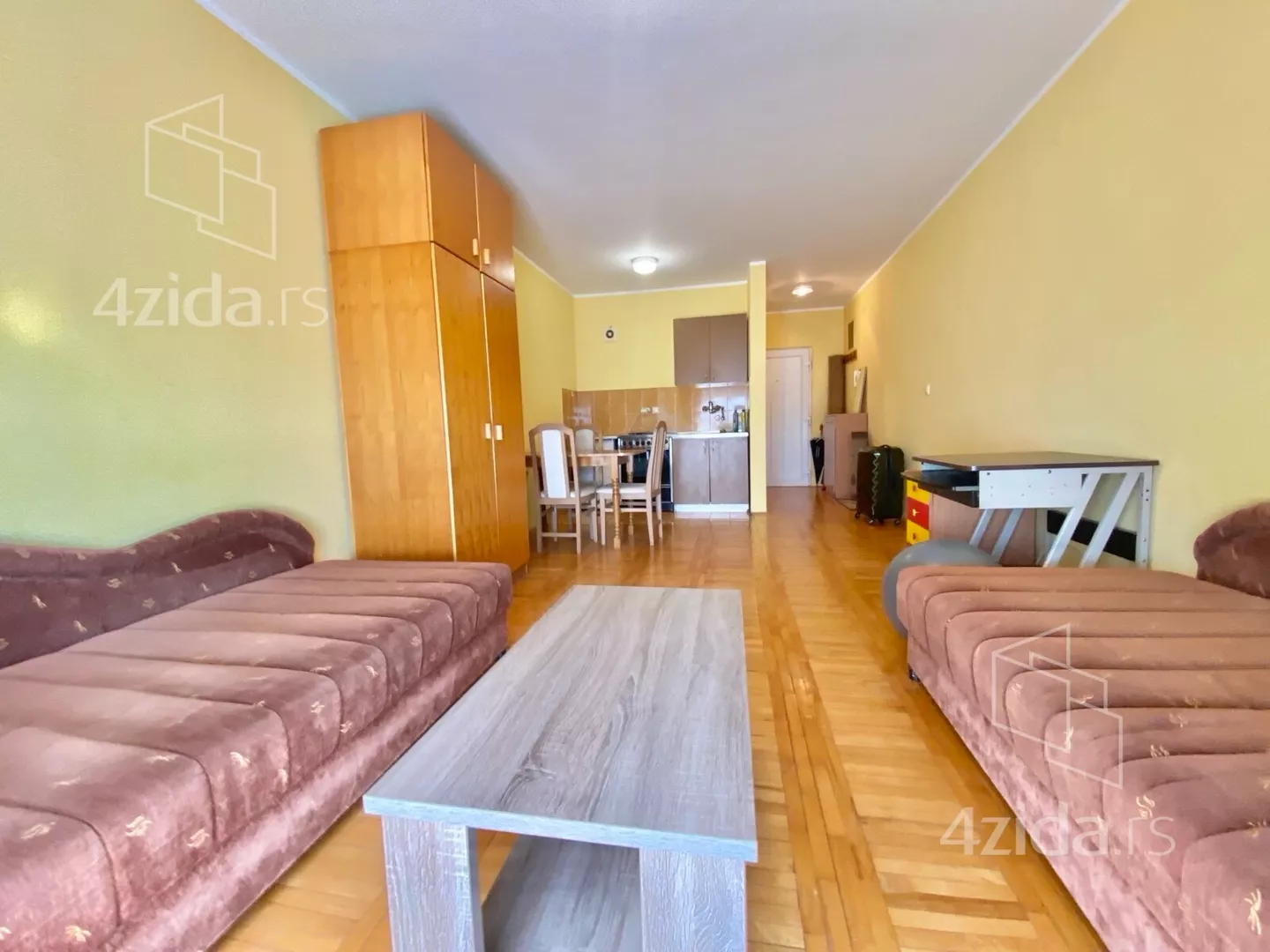 Garsonjera | 4zida