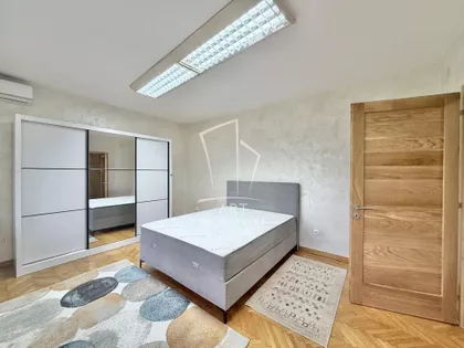 Admirala Geprata | 4zida.rs