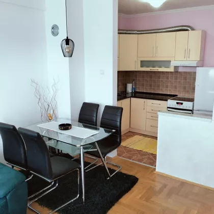 Žarka Zrenjanina 12 | 4zida.rs